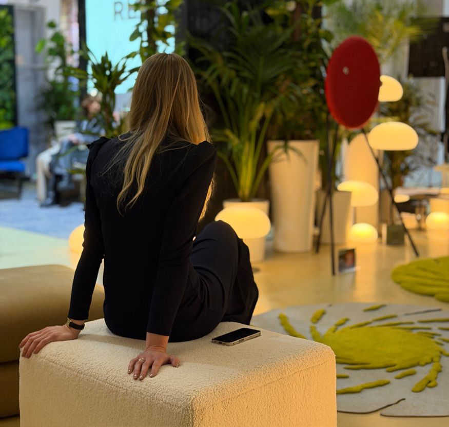Hangulatos lounge sarok lámpákkal